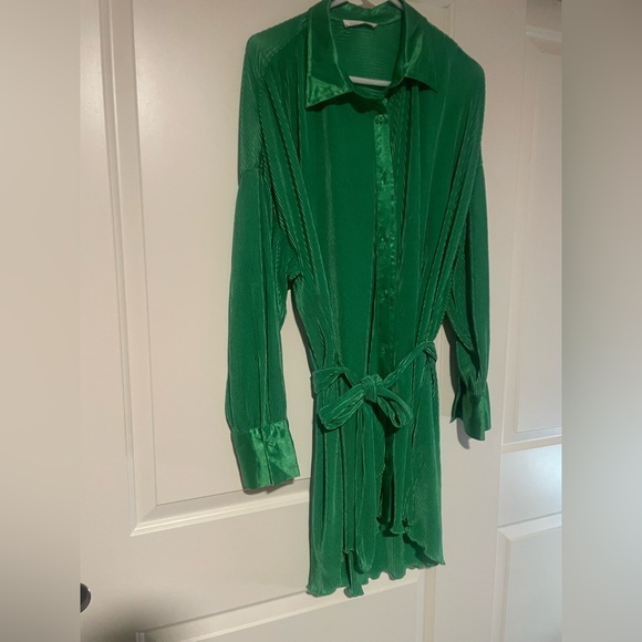 ON HOLD Till Wednesday 💚Green Pleated Button-Up Shirt Dress -12th Tribe - Picture 2 of 9